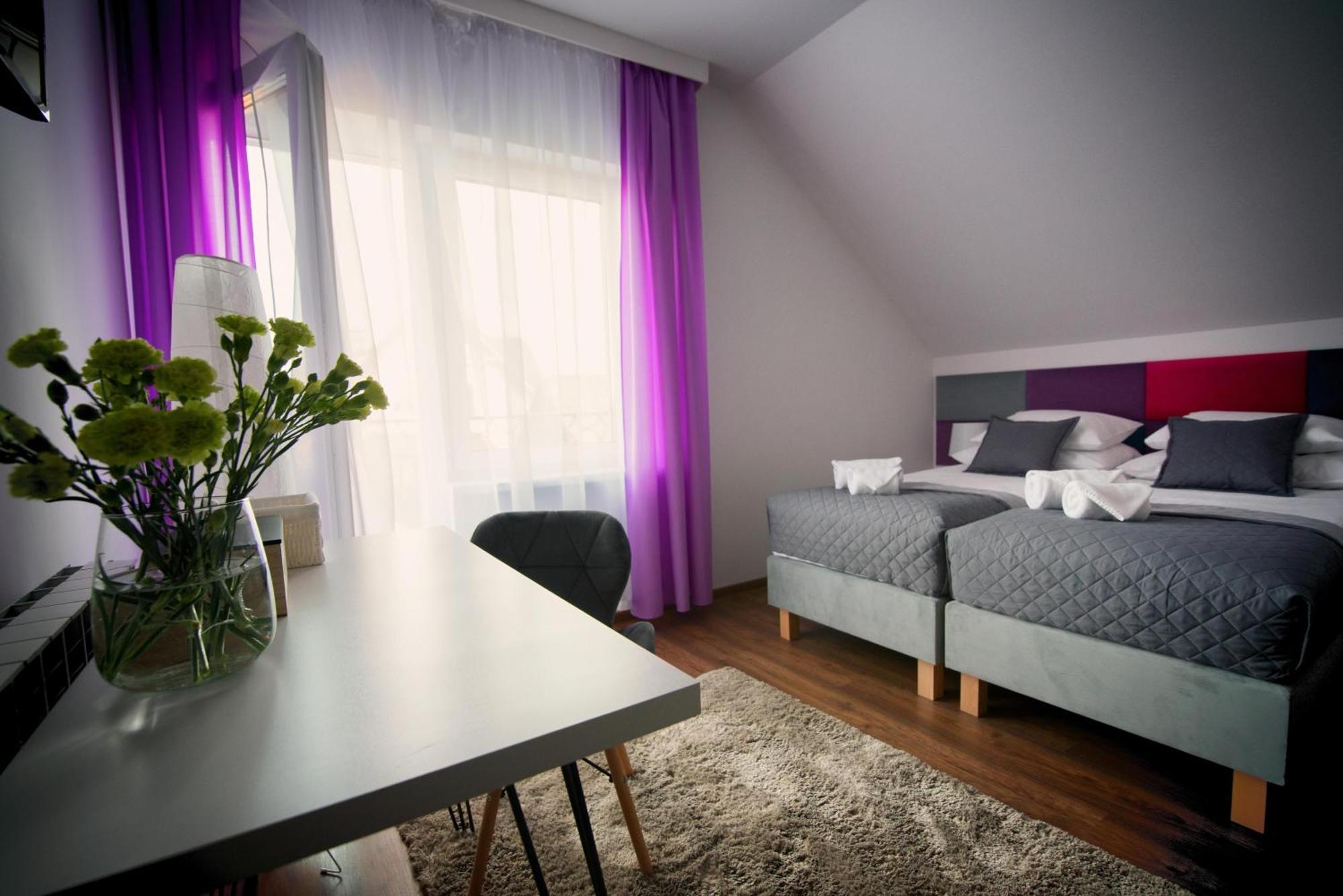 Lawendowy Domek Zator Przeciszow Apartment Екстериор снимка